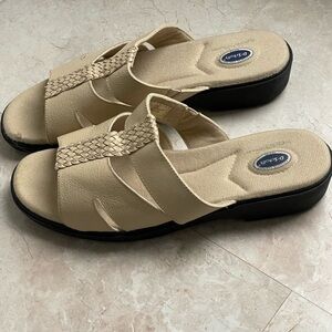 Dr. Scholl's Cream Woven Strap Sandals
